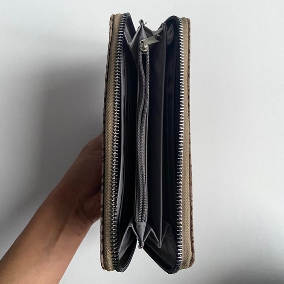 Reaction Kenneth Cole Wallet - Picture 3 of 4